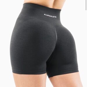 Alphalete Amplify 4.5 Short In Shadow Size Large